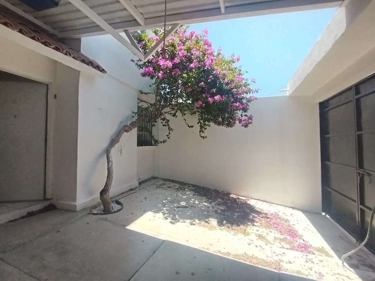 Casa para alugar, foto 1 de 14