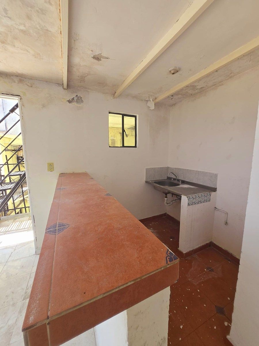 Building in Tlalcoligia, Tlalpan, photo 18 of 20