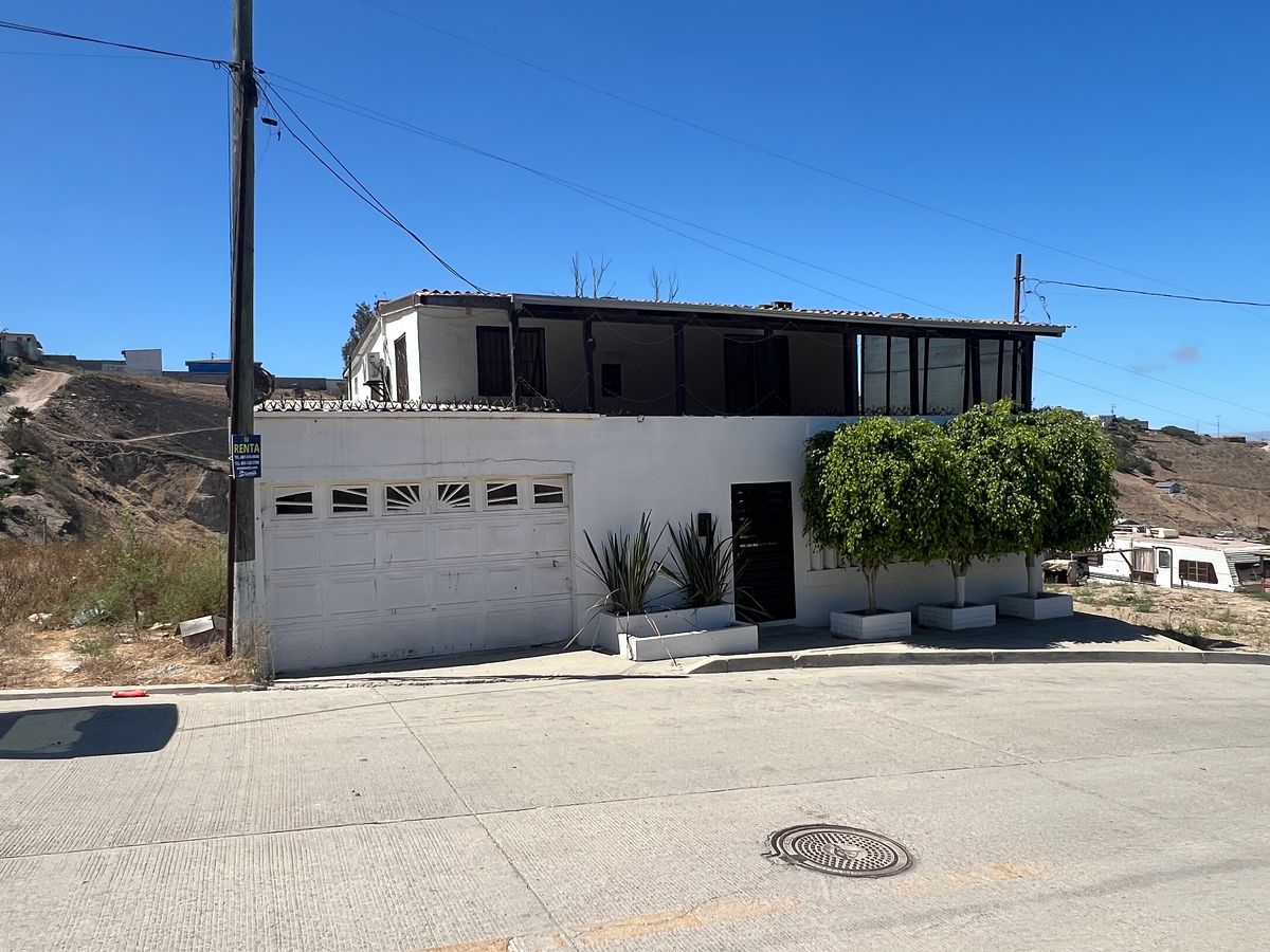 Gran Casa Amueblada en Renta en Col. Plan Libertador, foto 1 de 39