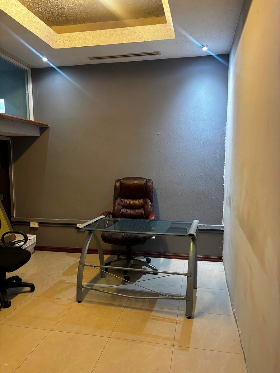 Sala Comercial em Del Valle, San Pedro Garza García, foto 3 de 26