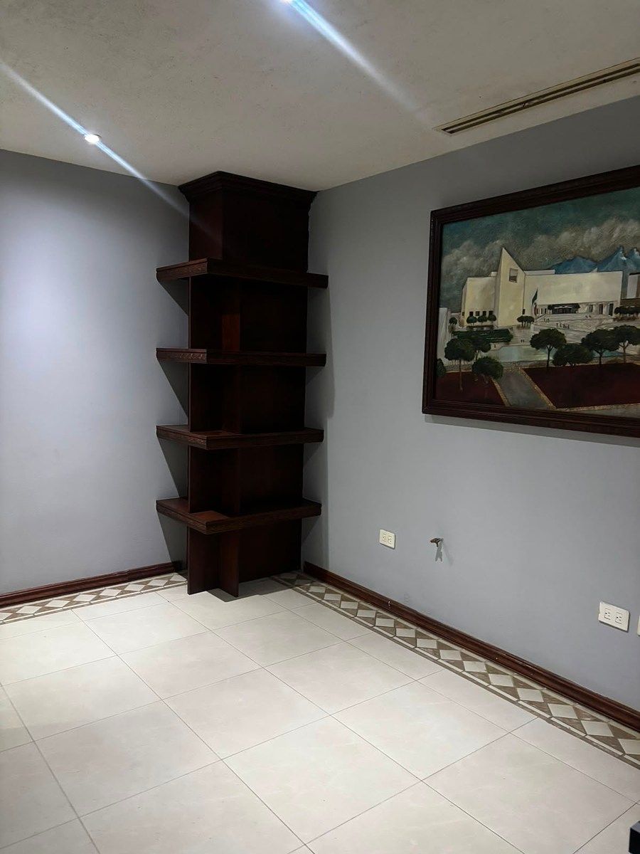 Sala Comercial em Del Valle, San Pedro Garza García, foto 10 de 26