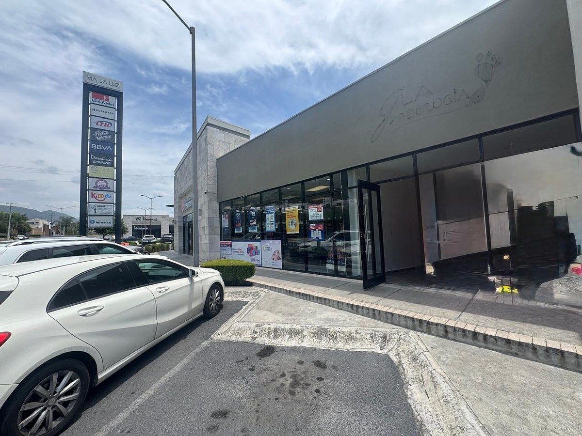 Local em Villas la Rioja, Monterrey, foto 3 de 9