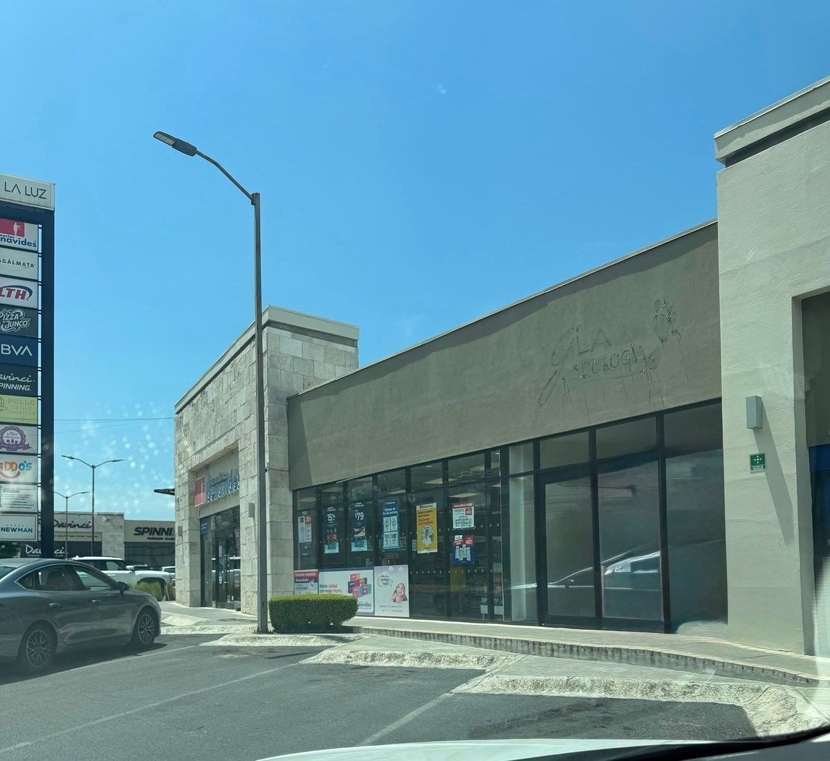 LOCAL COMERCIAL PARA ALUGAR MONTE REI NOVO LEÃO, foto 1 de 9