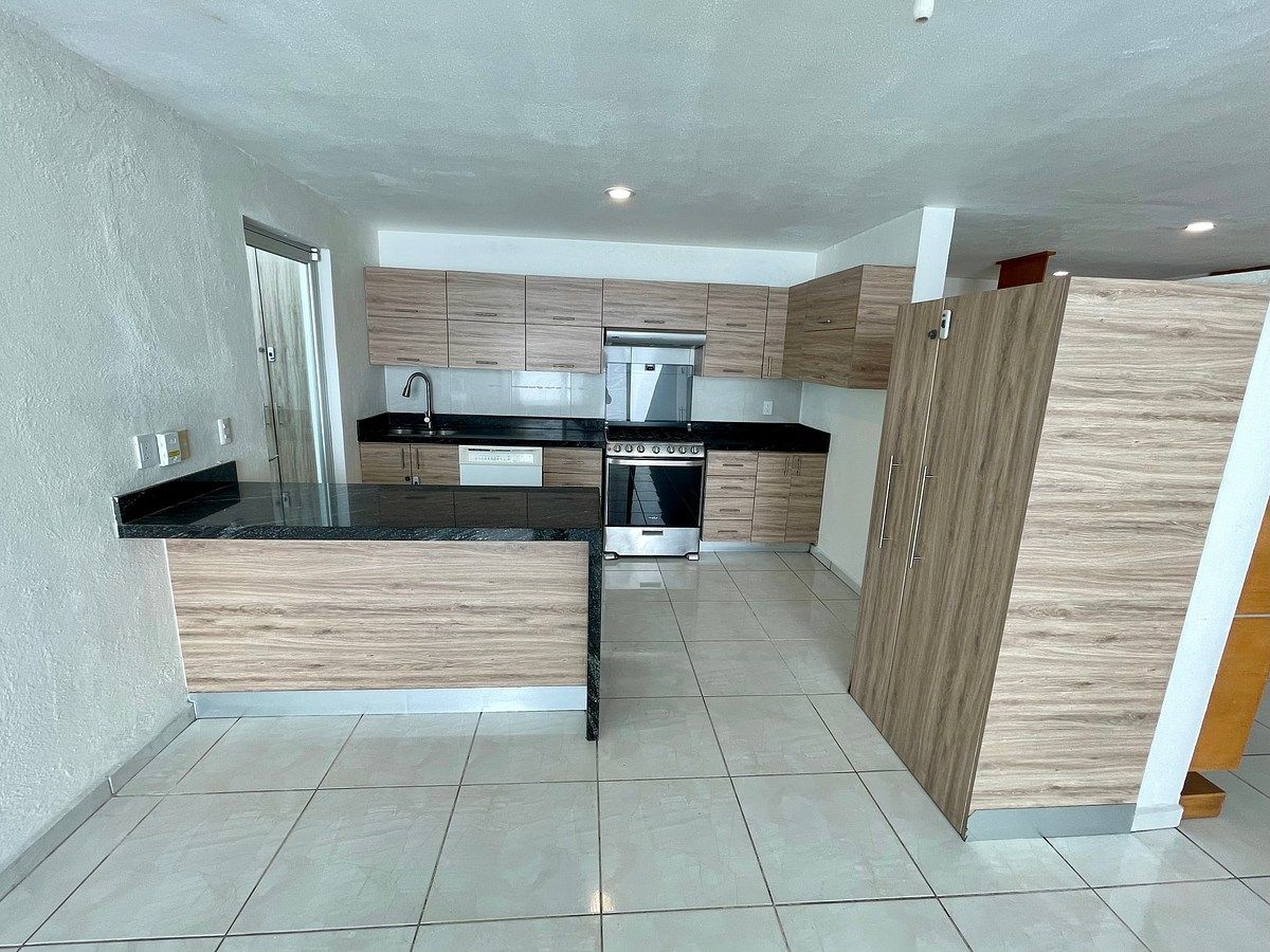 House in Gated Community in Puerta del Valle, Zapopan, photo 11 of 32