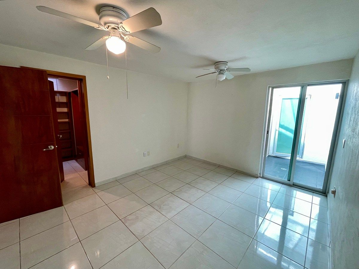 House in Gated Community in Puerta del Valle, Zapopan, photo 19 of 32