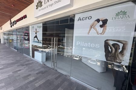 Commercial Local FOR RENT - Busy Plaza - UBIKA UNIVERSITY