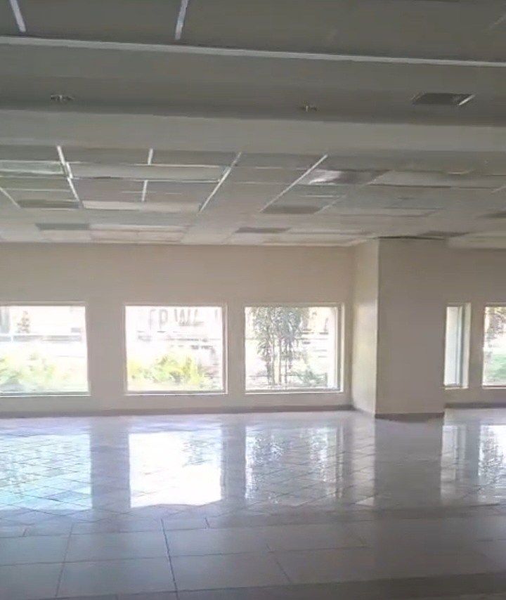 Edificio en Ensanche Naco, Santo Domingo Centro (Distrito Nacional), foto 2 de 2