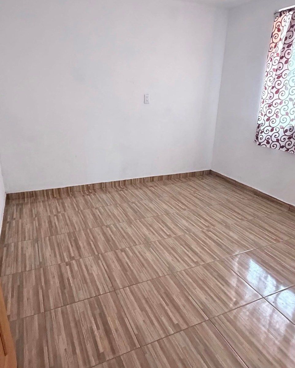 Building in San Luis Mextepec, Zinacantepec, photo 13 of 15