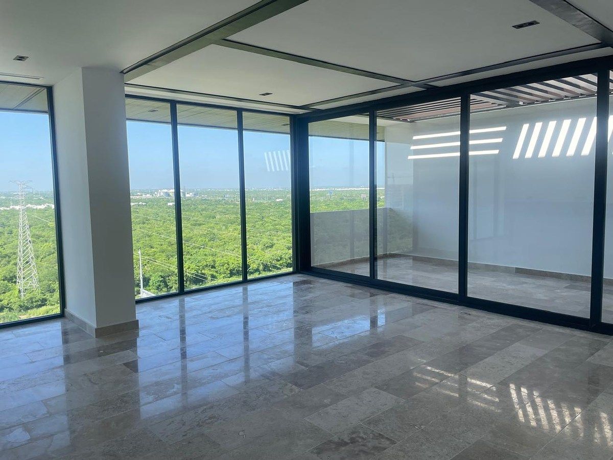 Salon de Juegos con baño completo en segunda planta, foto 5 de 10