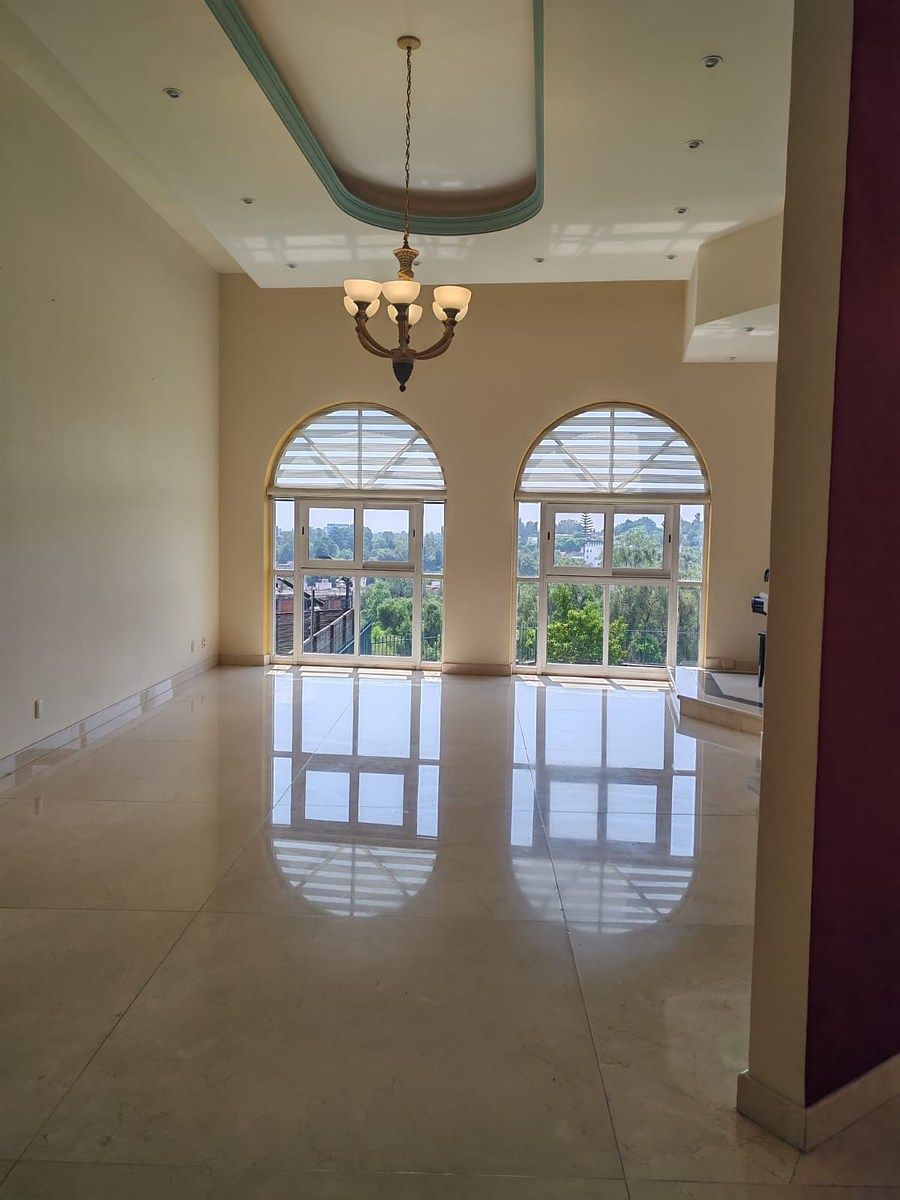 Casa em Colinas del Bosque, Tlalpan, foto 4 de 33