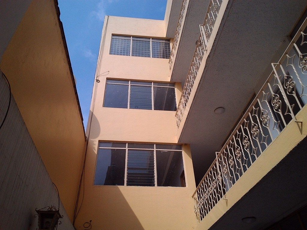 Interior del edificio, photo 1 of 11