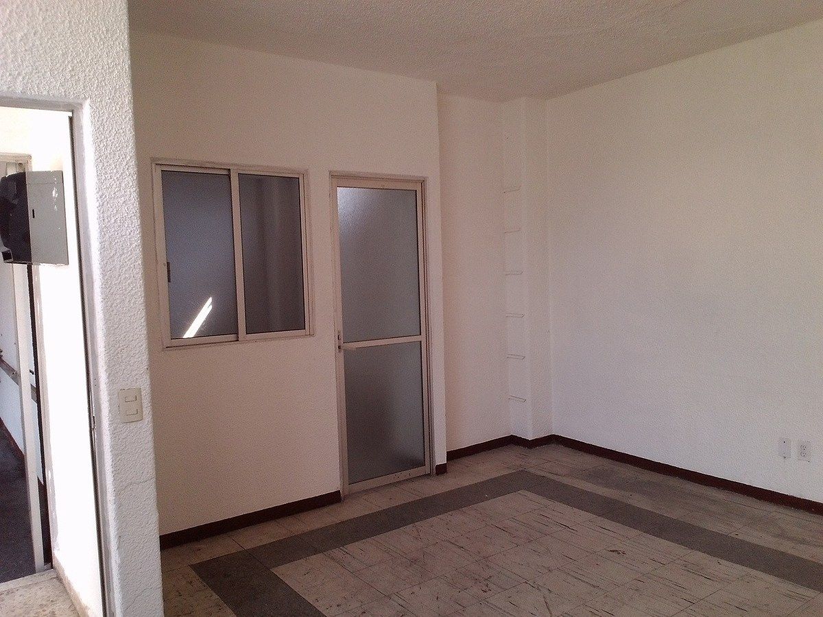 Interior del despacho, photo 7 of 11