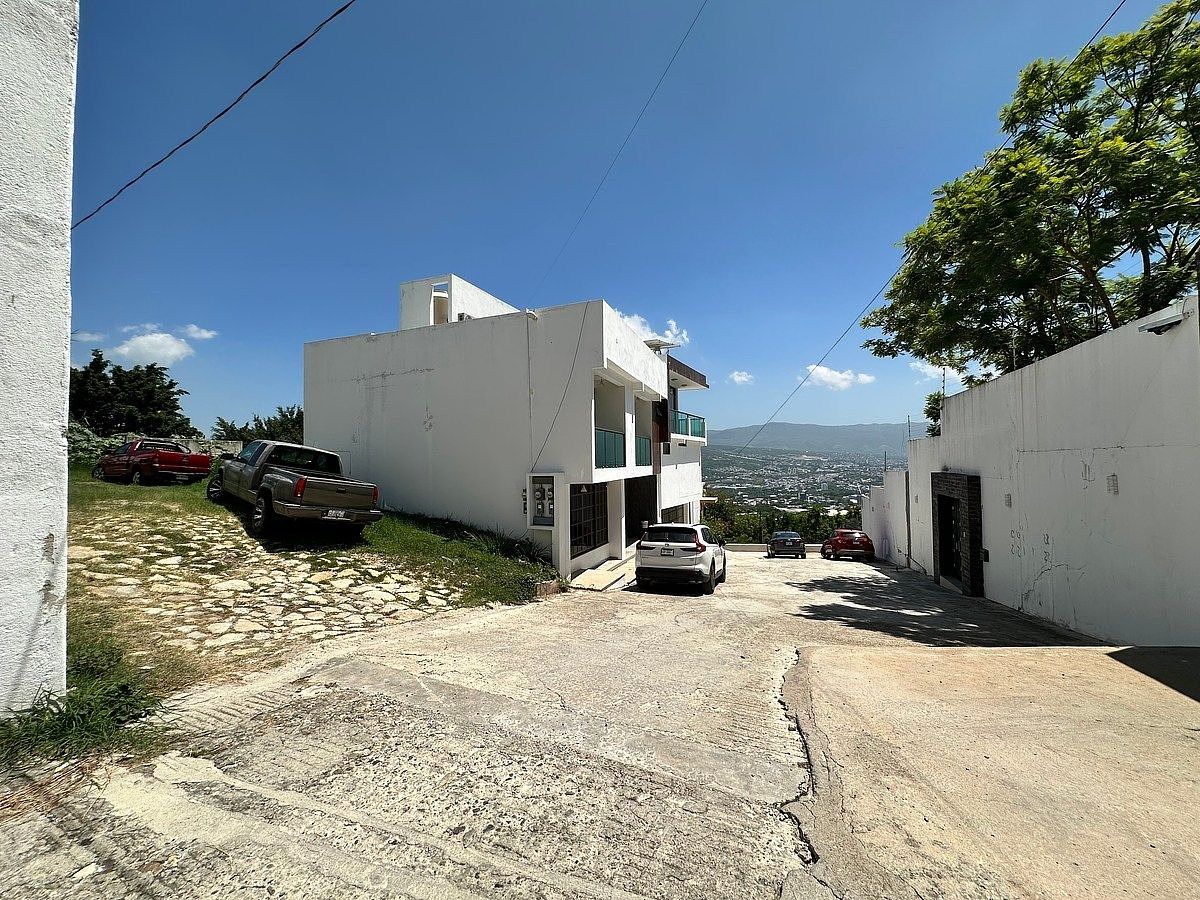 Terreno à venda em Lomas de Mactumatza, foto 1 de 3