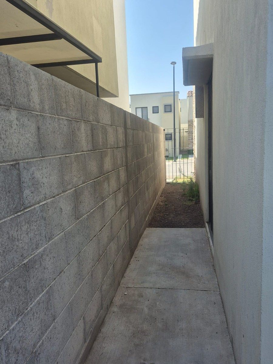 Casa em condomínio fechado em Capital Sur, El Marqués, foto 5 de 10