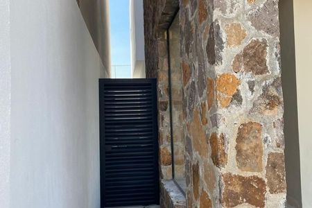 RENTA CASA ARCO DE PIEDRA