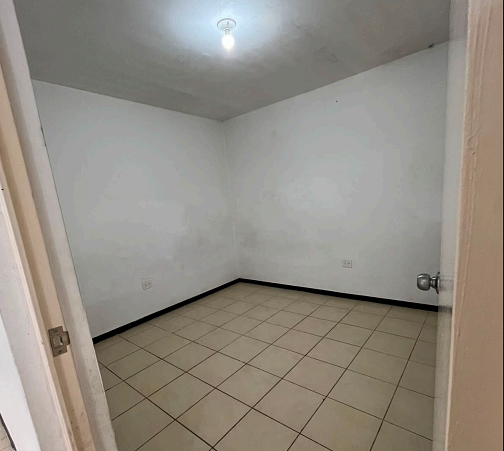 Casa en Real de Lincoln, García, foto 9 de 12