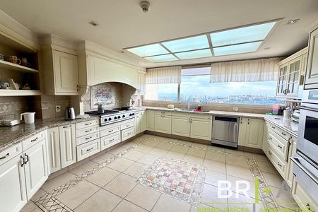 PH apartment for sale in Frondoso 2, Lomas Country