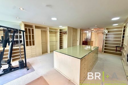 PH apartment for sale in Frondoso 2, Lomas Country