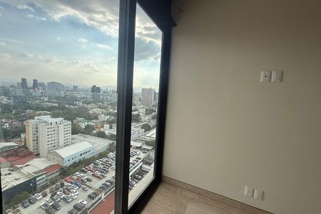 NEW APARTMENT WITH VIEW OF CHAPULTEPEC CASTLE