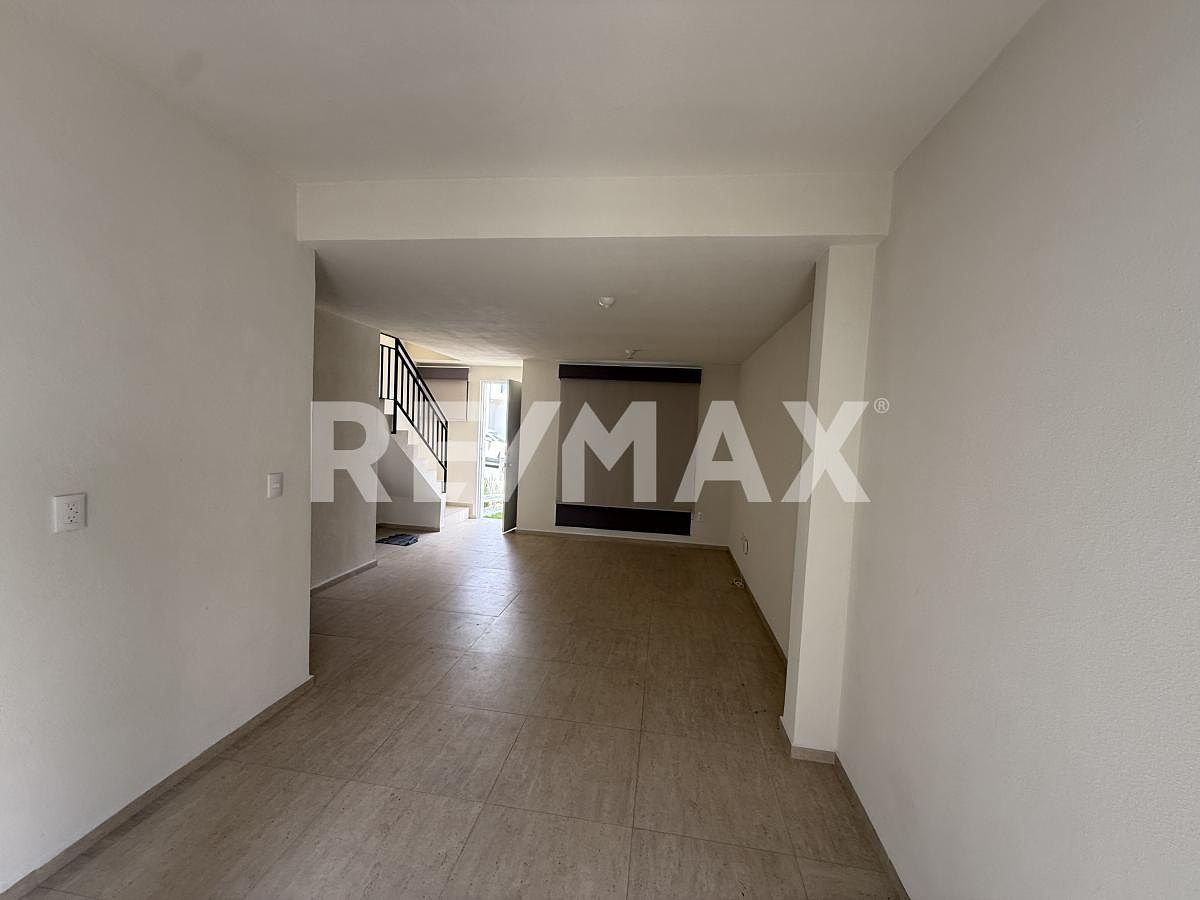 House in Gated Community in Las Canteras, Huixquilucan, photo 3 of 38