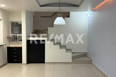 Casa à venda em Tequexquinahuac, Tlalnepantla de Baz, Estado do México