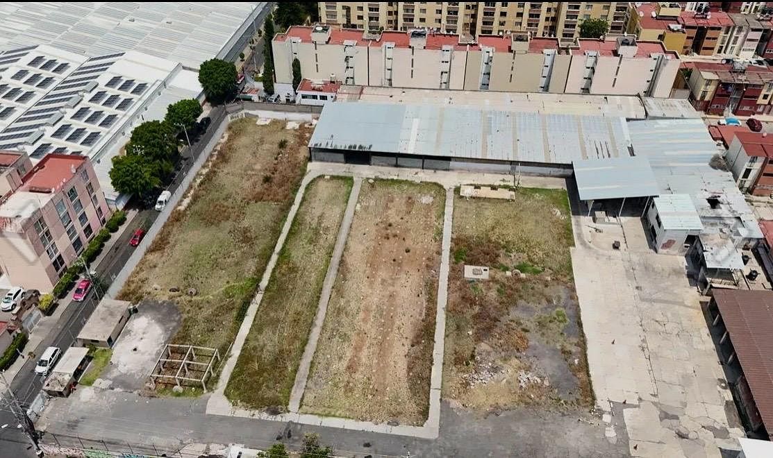 Terreno para alugar com zoneamento de uso misto, foto 1 de 19