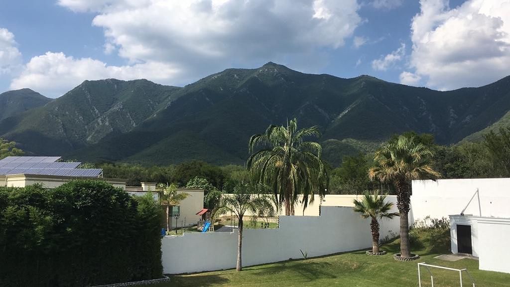 Country House in El Yerbaniz, Santiago, photo 4 of 9