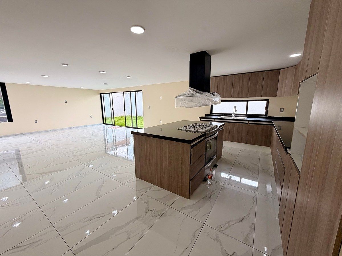 House in Gated Community in Santa María, San Mateo Atenco, photo 3 of 12