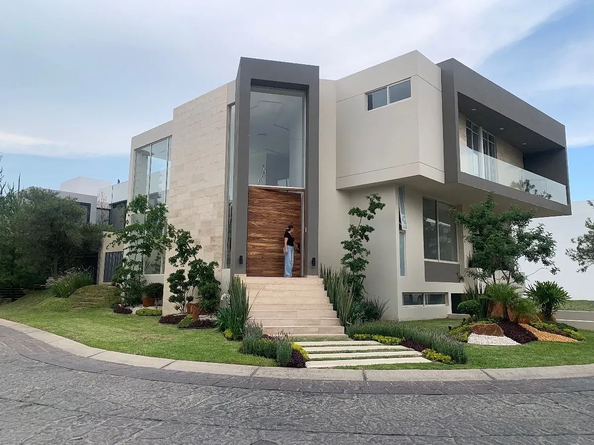 EXCLUSIVE RESIDENCE FOR RENT IN PUERTA LAS LOMAS, photo 1 of 14