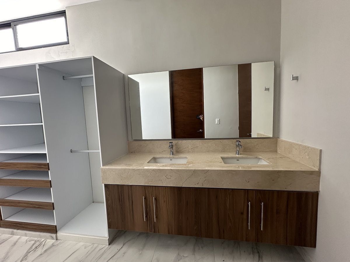 Casa em condomínio fechado em Altozano, Mérida, foto 36 de 39