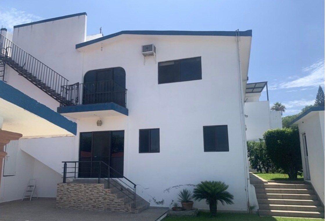 VENDO CASA DIVINA IDEAL PARA FAMÍLIA GRANDE, foto 1 de 40
