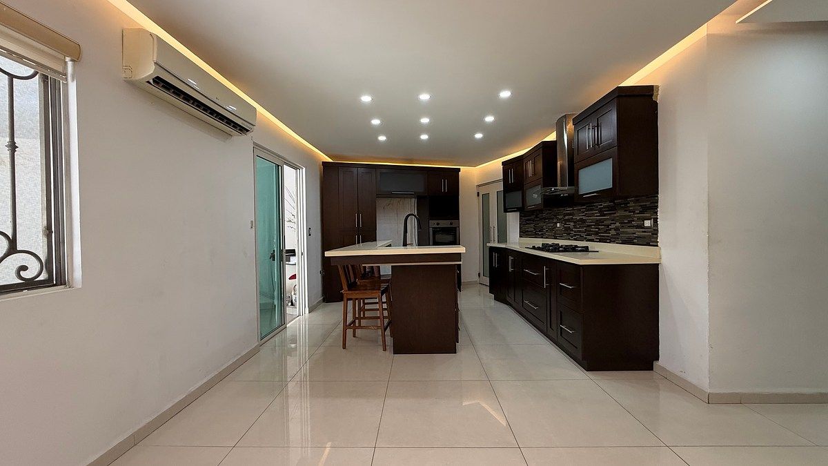 Casa en Misión San Jose, Apodaca, foto 2 de 17