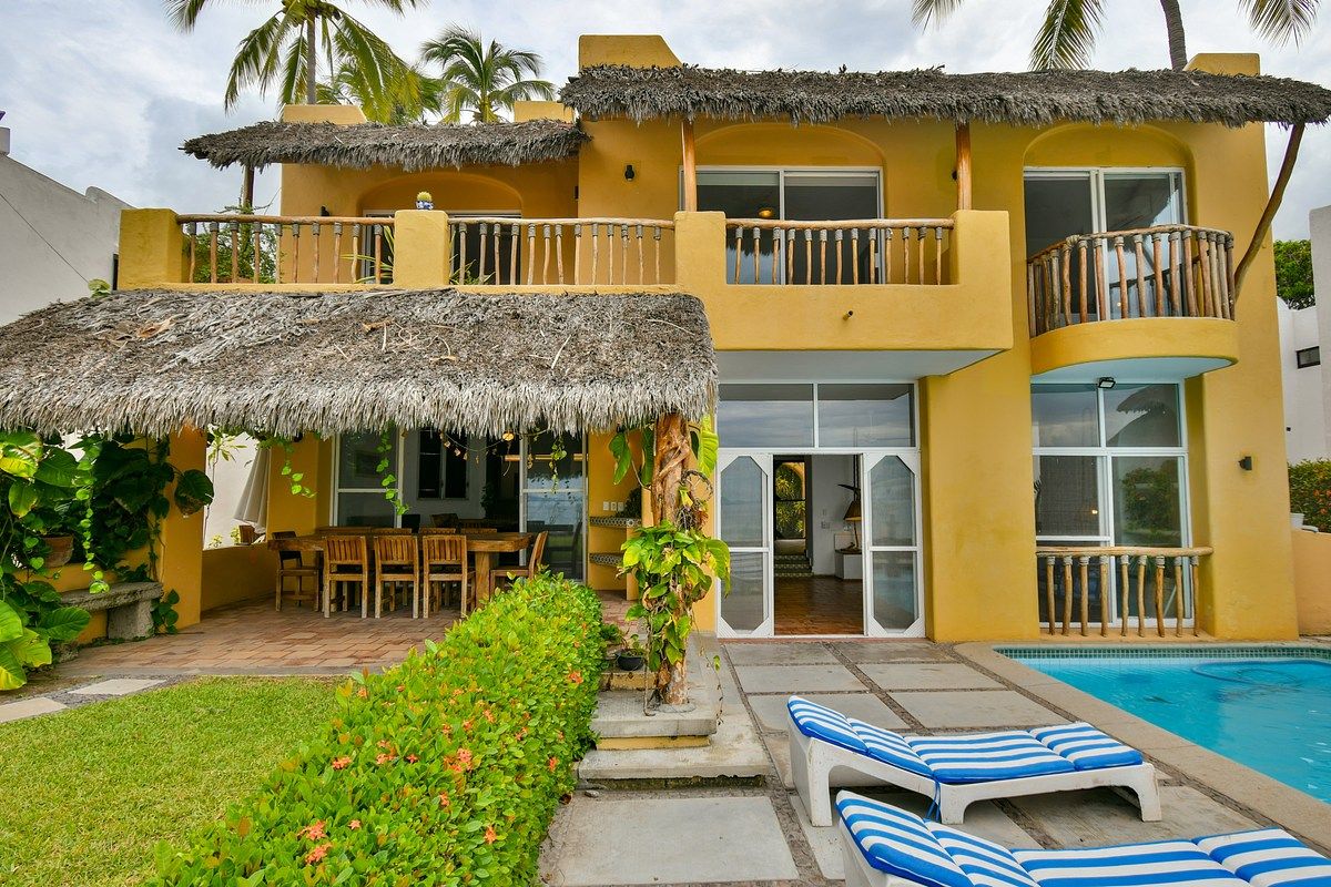 Residencia Frente al Mar en Venta |Villas Las Fuentes, Club Santiago, Manzanillo - foto 2