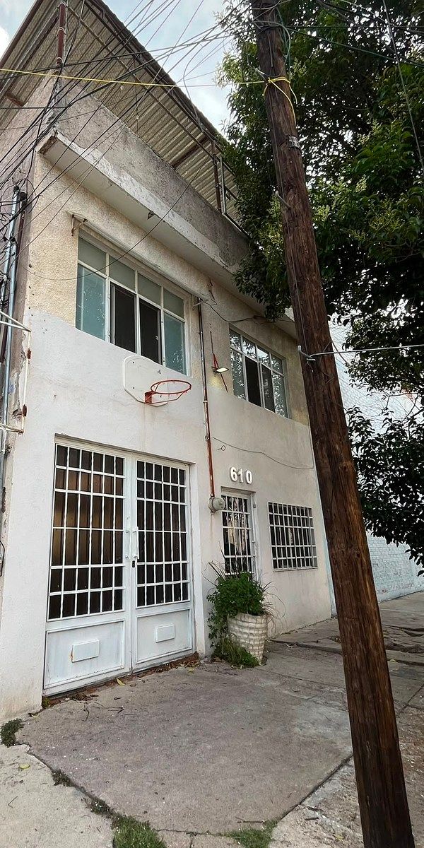 SALE OF HOUSE IN GREMIAL COLONY, photo 1 of 18