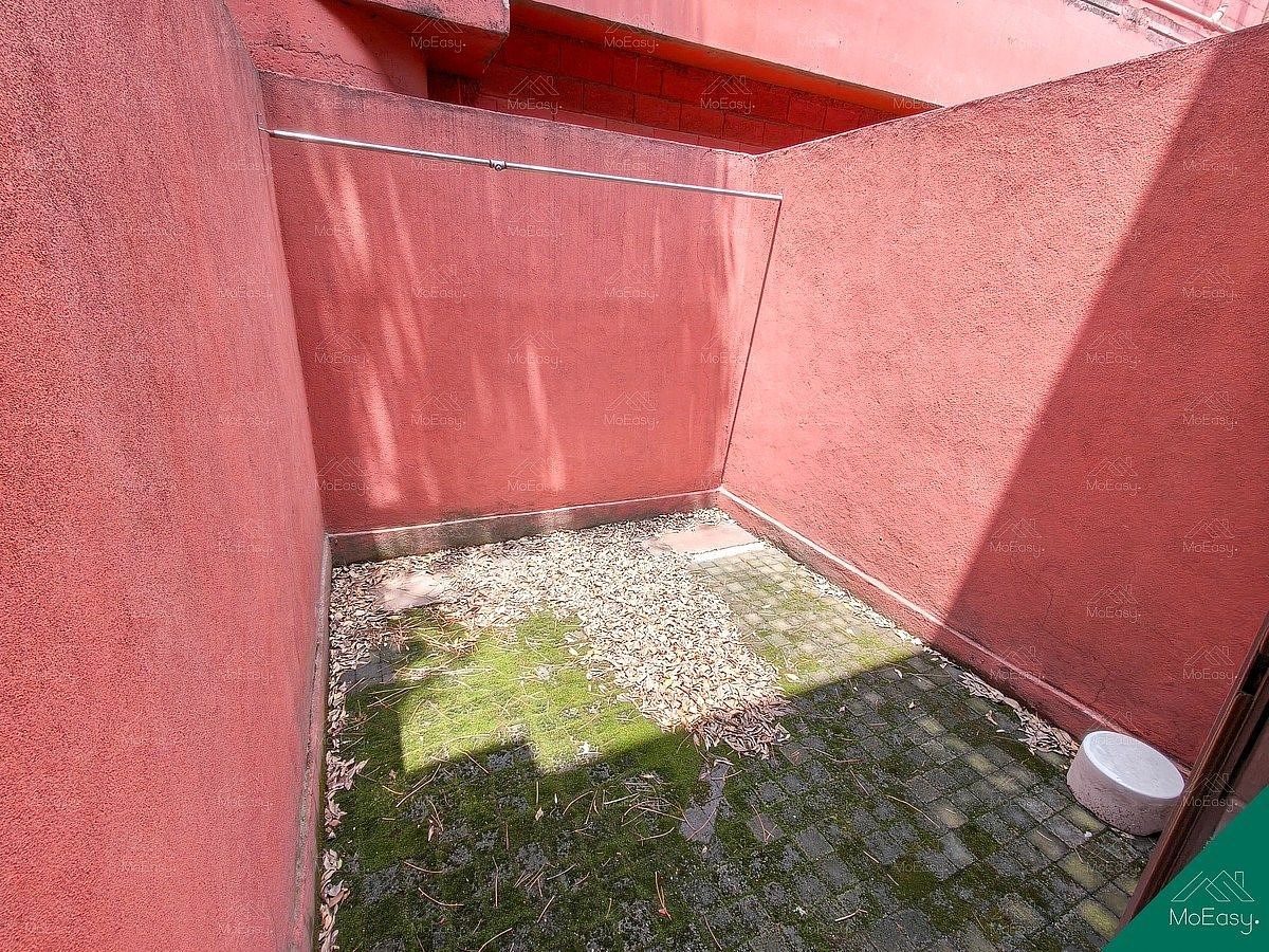 PATIO TRASERO, foto 7 de 17