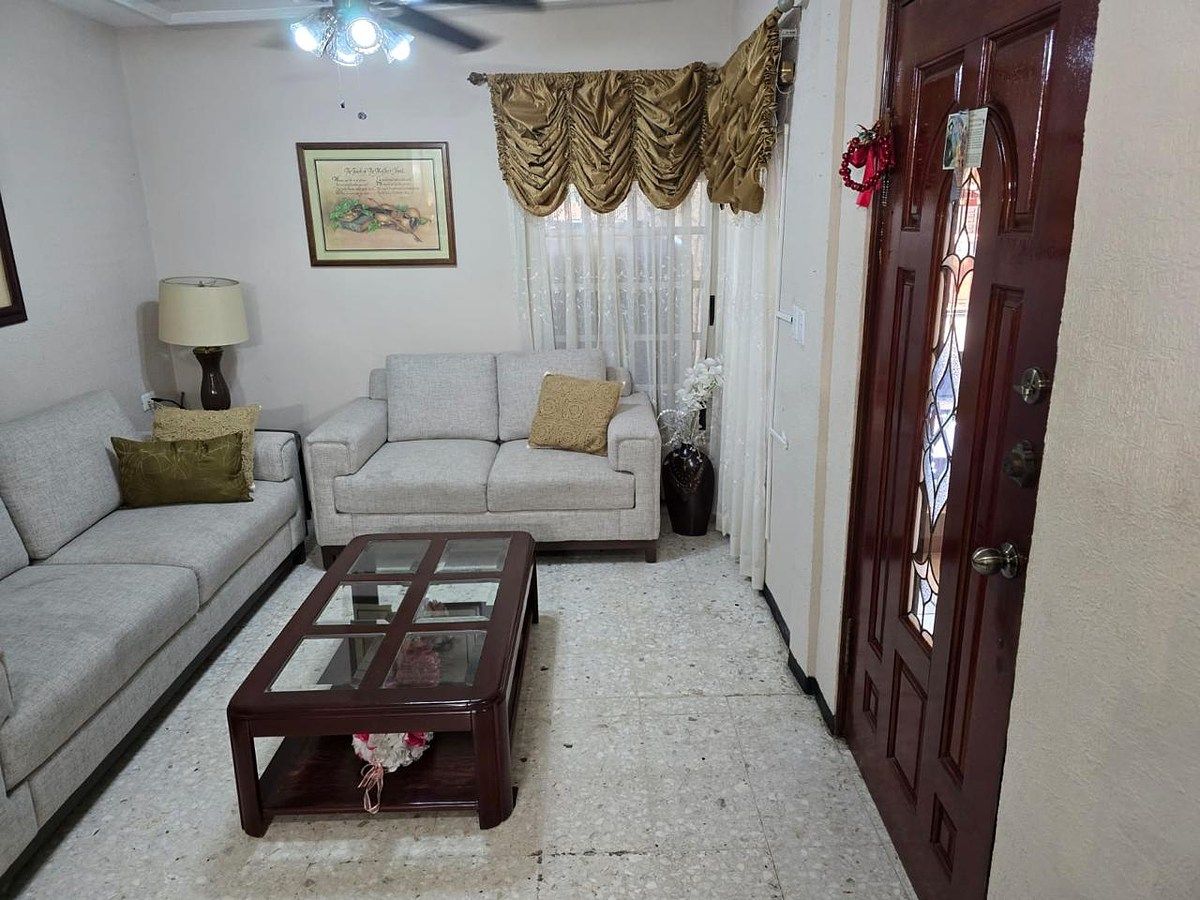 House in Jardín de las Puentes, San Nicolás de los Garza, photo 5 of 26