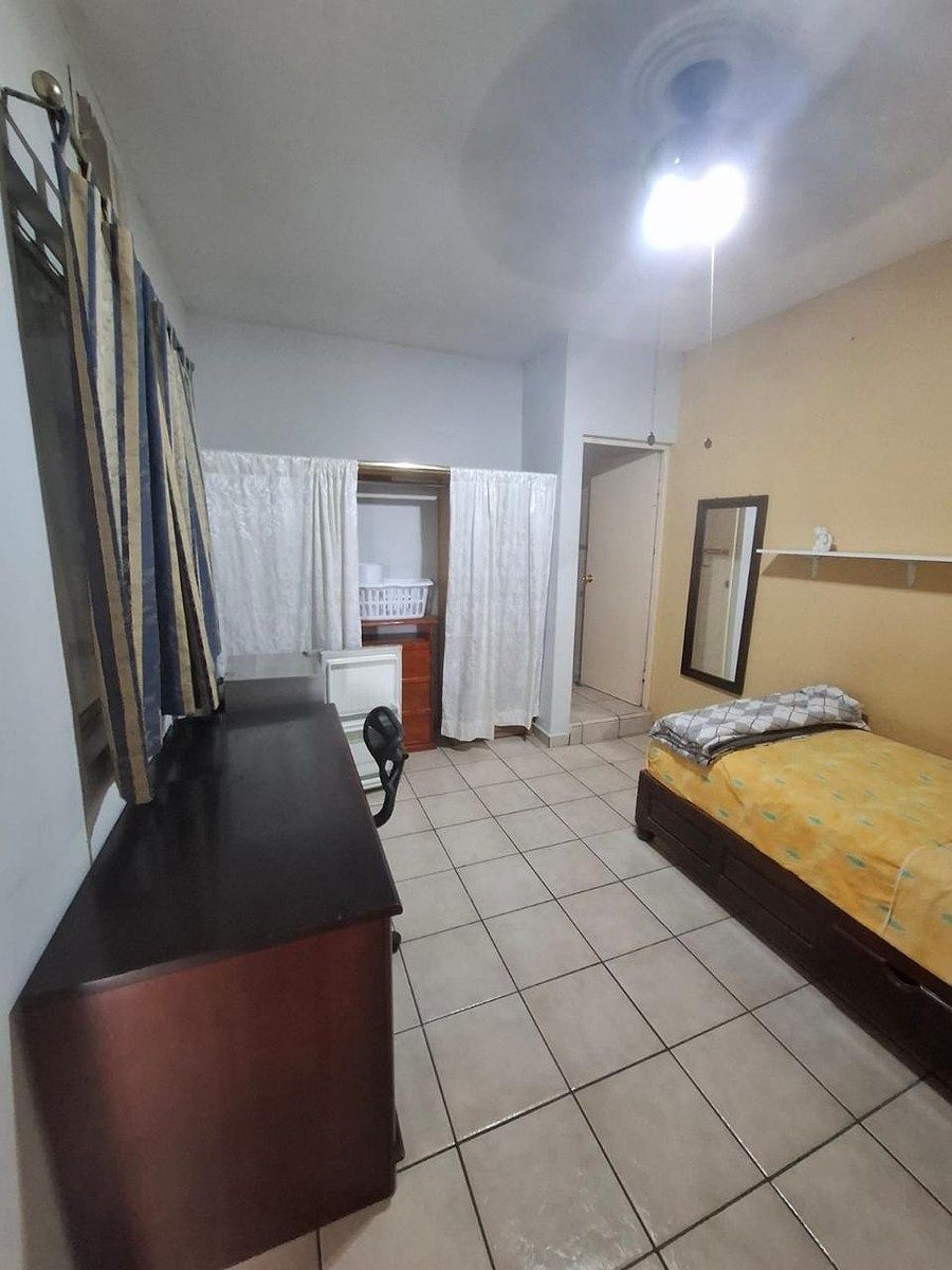 House in Jardín de las Puentes, San Nicolás de los Garza, photo 25 of 26