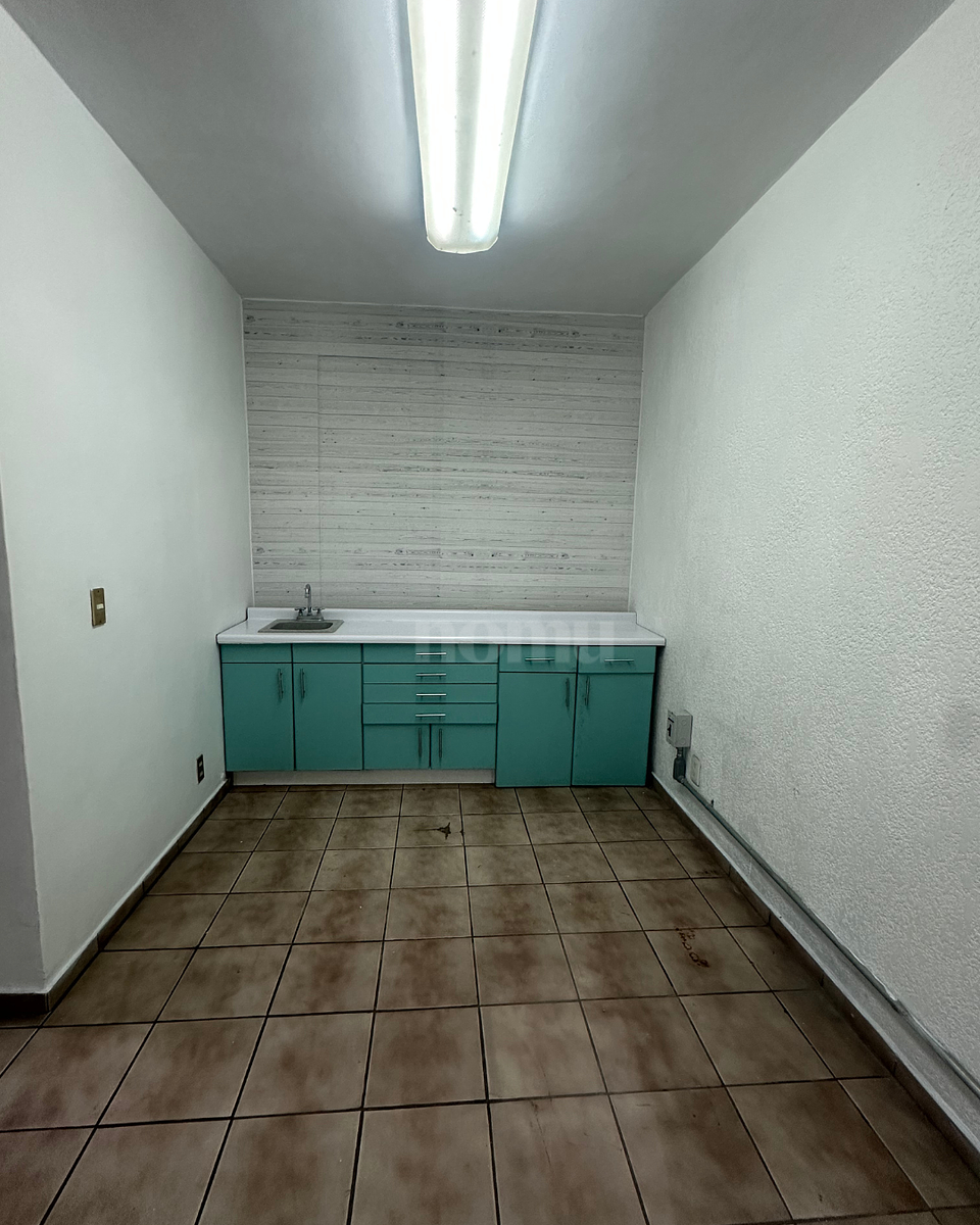 Sala Comercial em Ladrón de Guevara, Guadalajara, foto 7 de 10