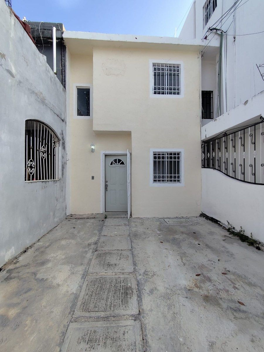 Casa en Venta en Tierra Maya, Cancún | 1 Recámara con Patio Amplio, foto 1 de 8