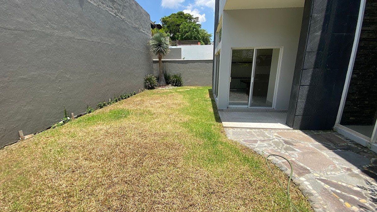 House in Gated Community in Puerta de Hierro, Zapopan, photo 3 of 19