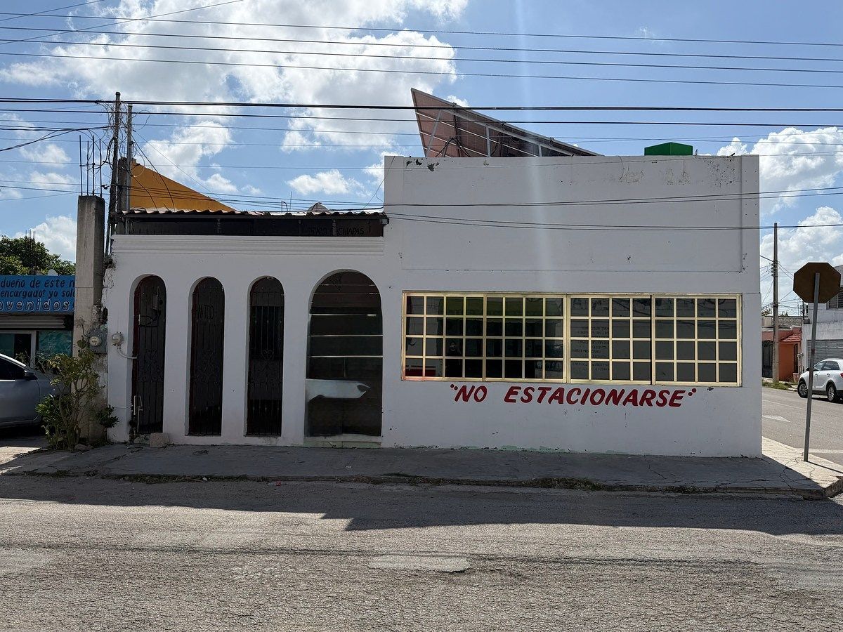 LOCAL FOR RENT ON CORNER, IDEAL FOR RESTAURANT OR CAFETERIA, IN SAN PEDRO UXMAL, photo 1 of 33