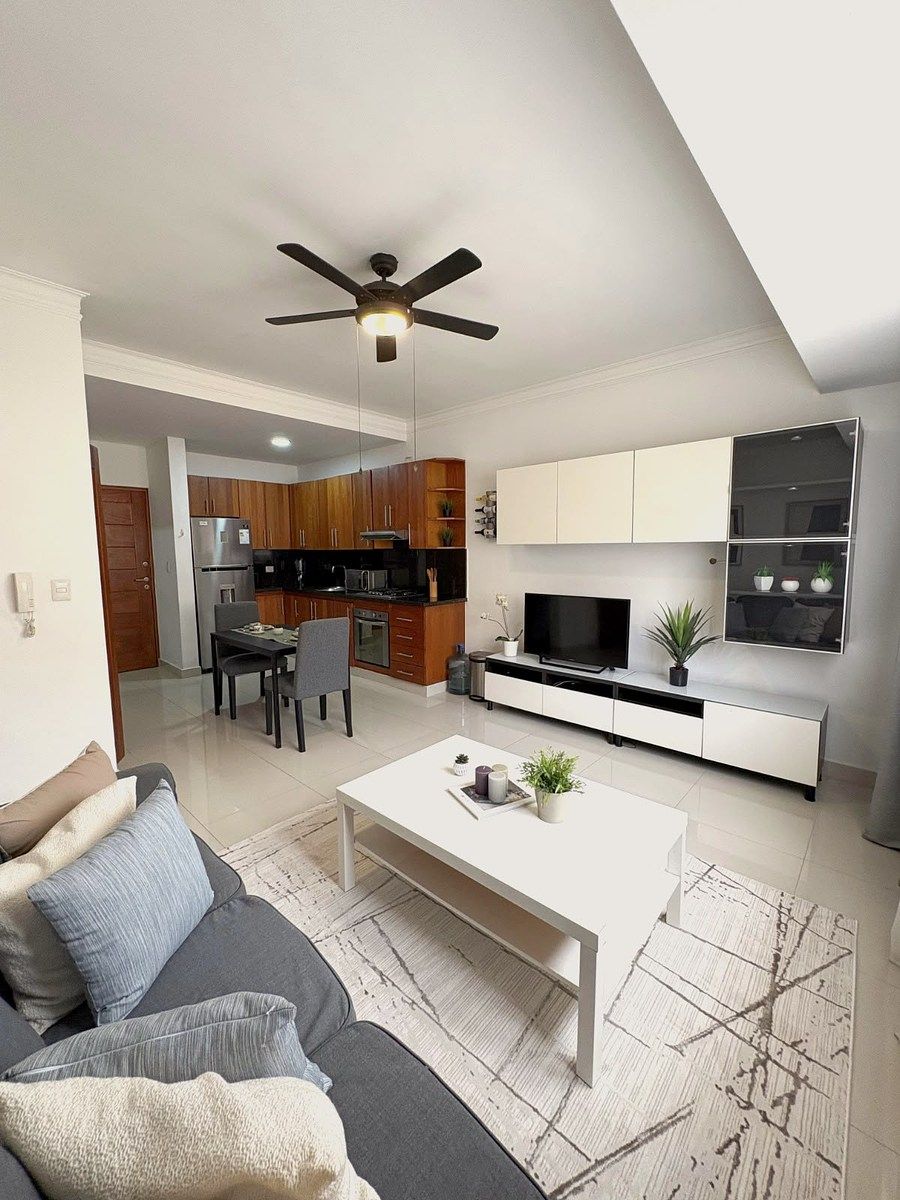 Apartamento en Alquiler en Piantini, foto 1 de 8