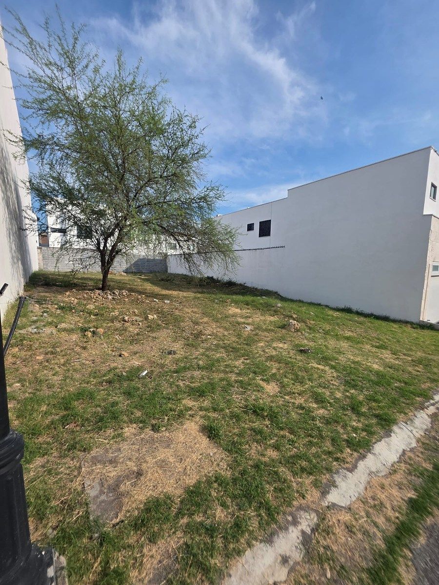 Lot in Valle de Cristal, Monterrey, photo 3 of 4