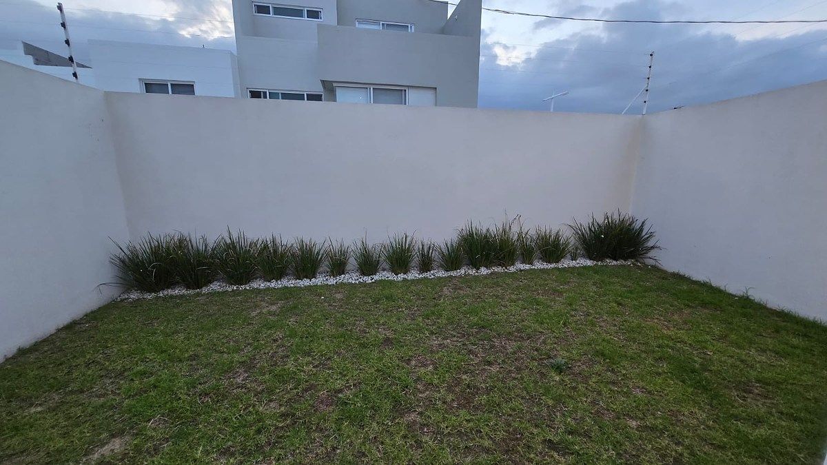 RENTA CASA KASSIA, LOMAS DE ANGELÓPOLIS III, foto 1 de 15