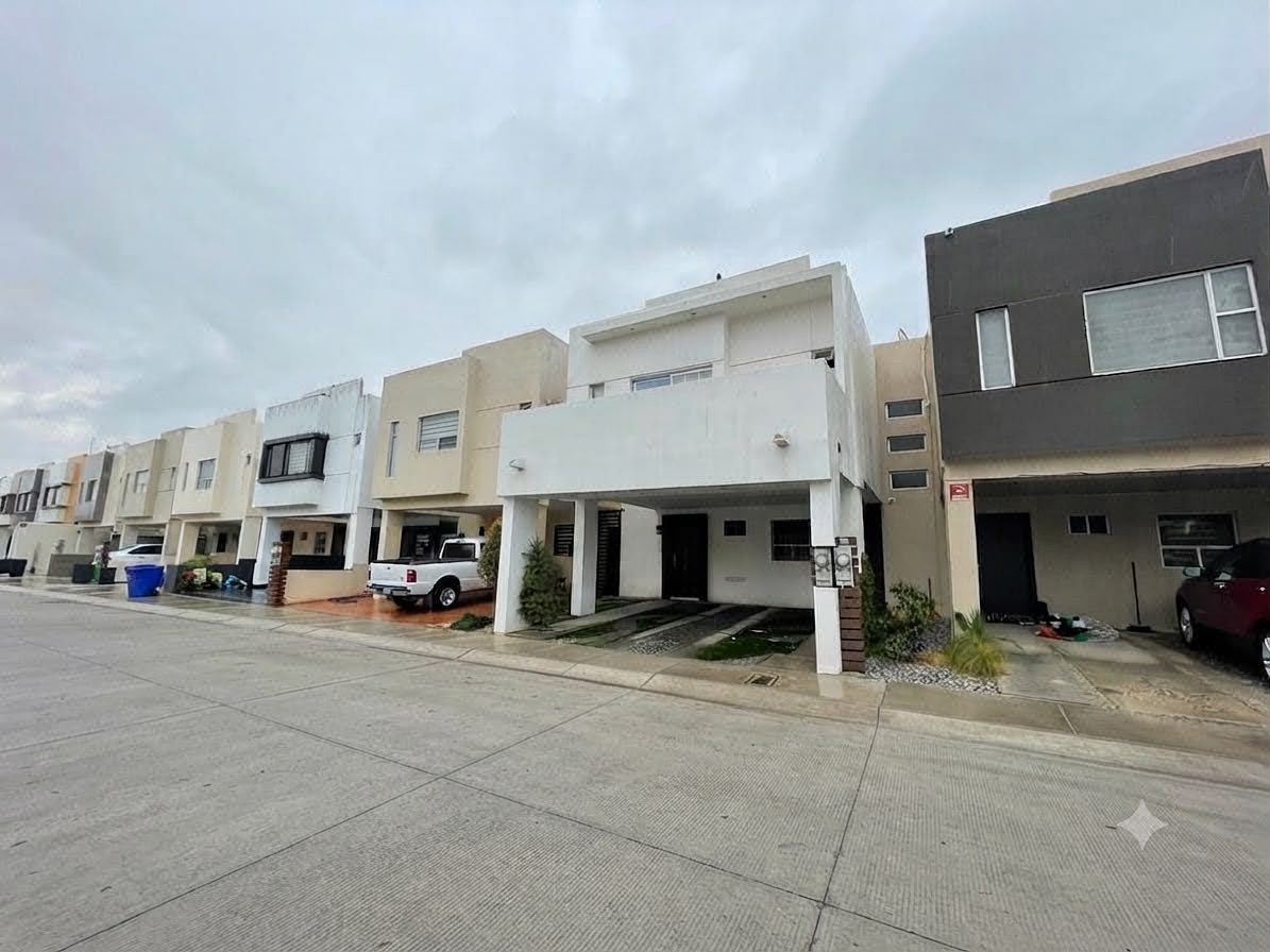 Se vende casa en Fraccionamiento Ibiza (Mexicali, B.C.)