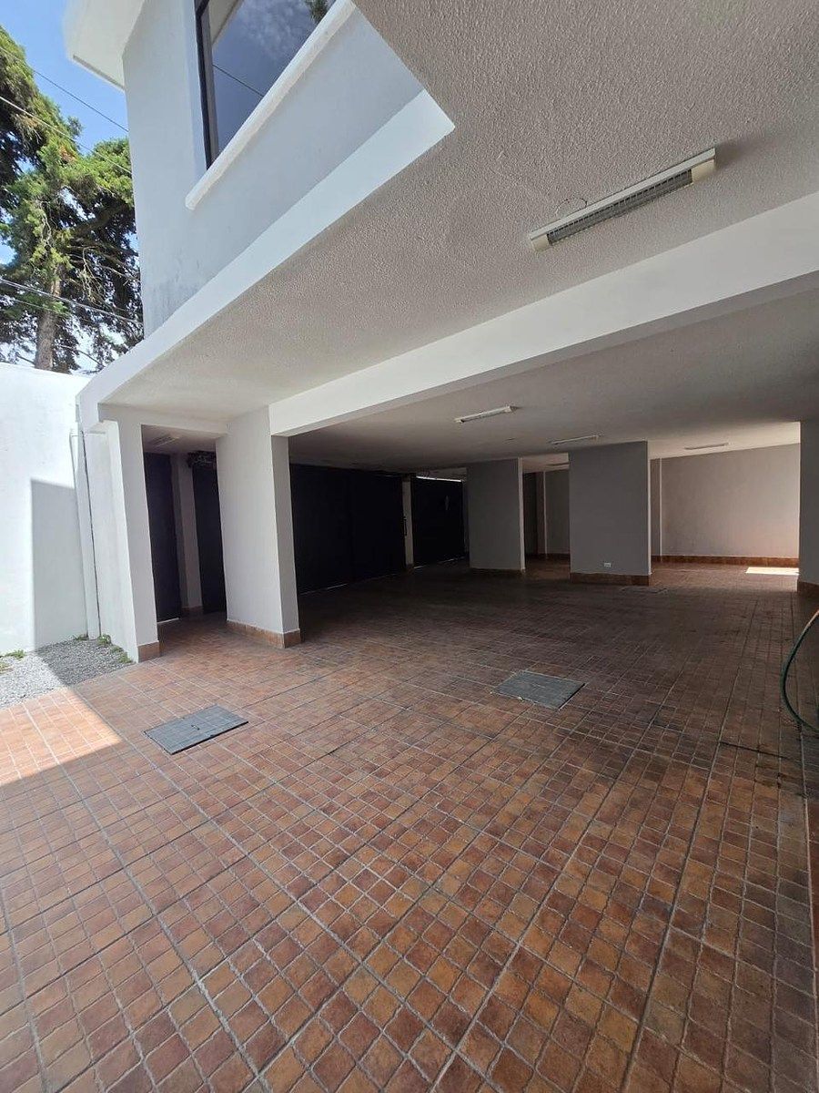 Casa en alquiler – Zona 14 | Sector La Villa - Image 5