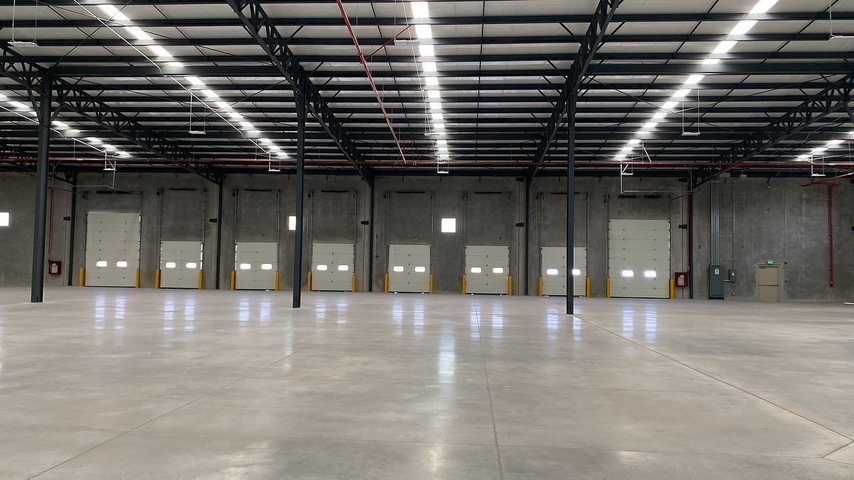 Prédio industrial em La Piedad, El Marqués, foto 2 de 18