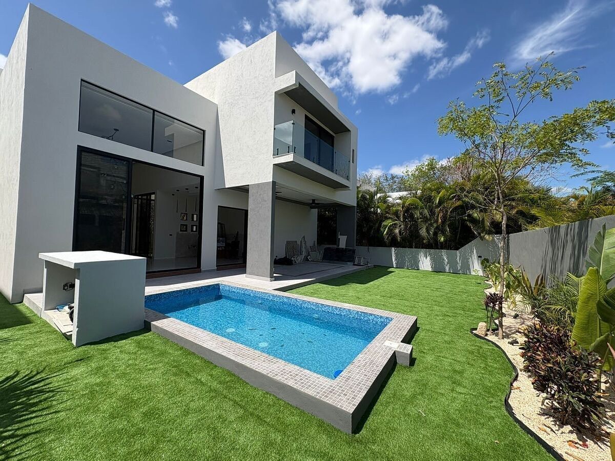 Casa em condomínio fechado em Yucatán Country Club, Mérida, foto 2 de 13