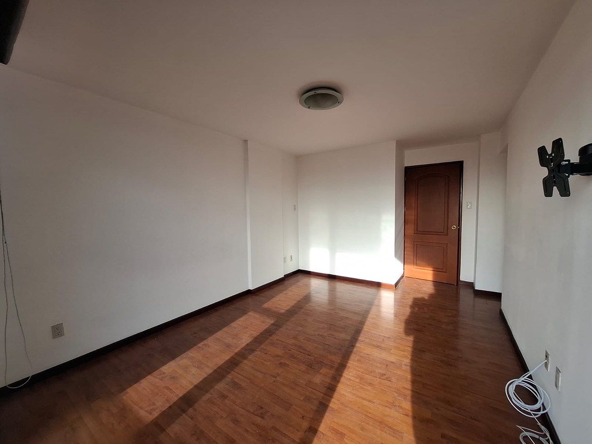 Apartamento en Zona 14, Guatemala, foto 7 de 8