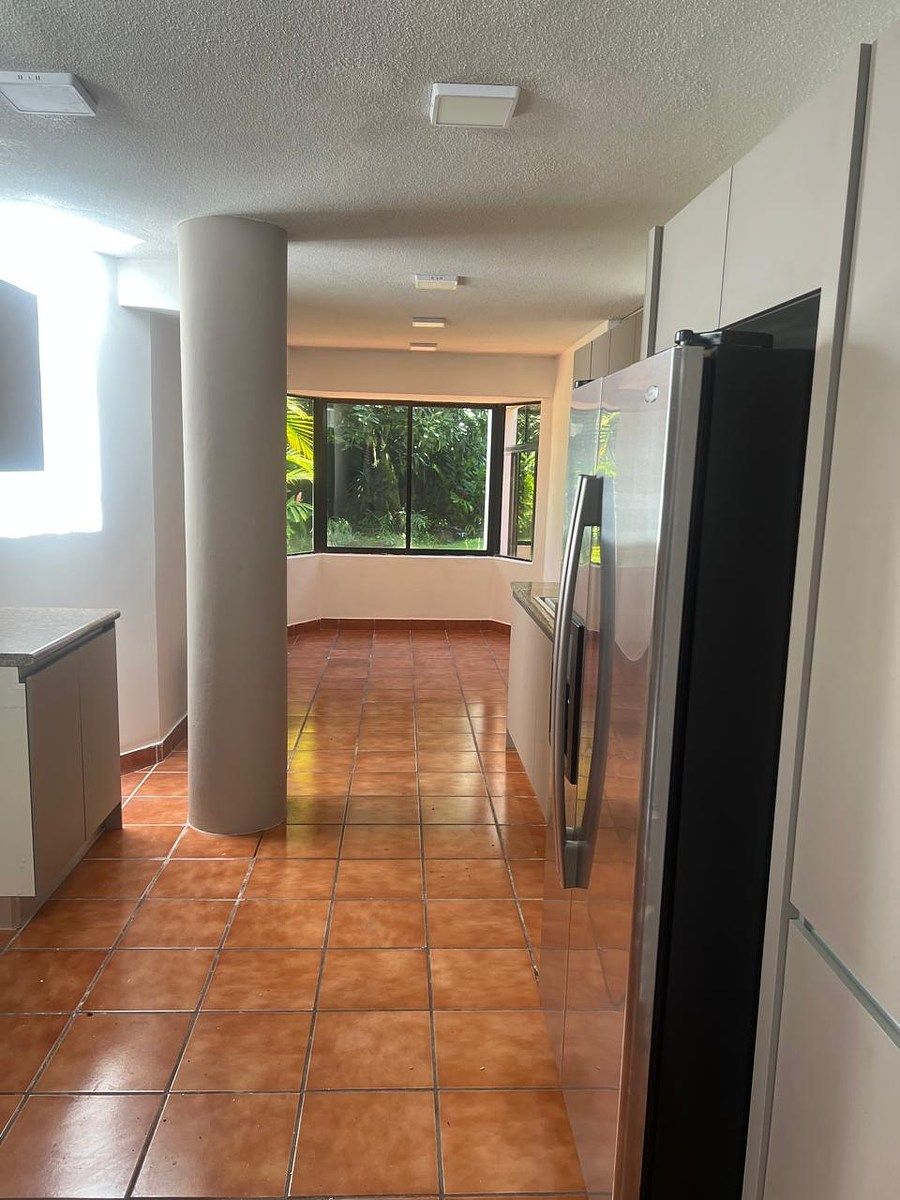 Casa en Zona 14, La Villa, Guatemala, foto 4 de 10
